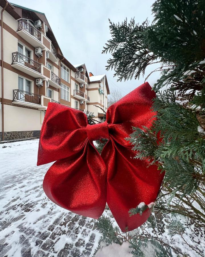 Lileya Hotel Polyana  Esterno foto